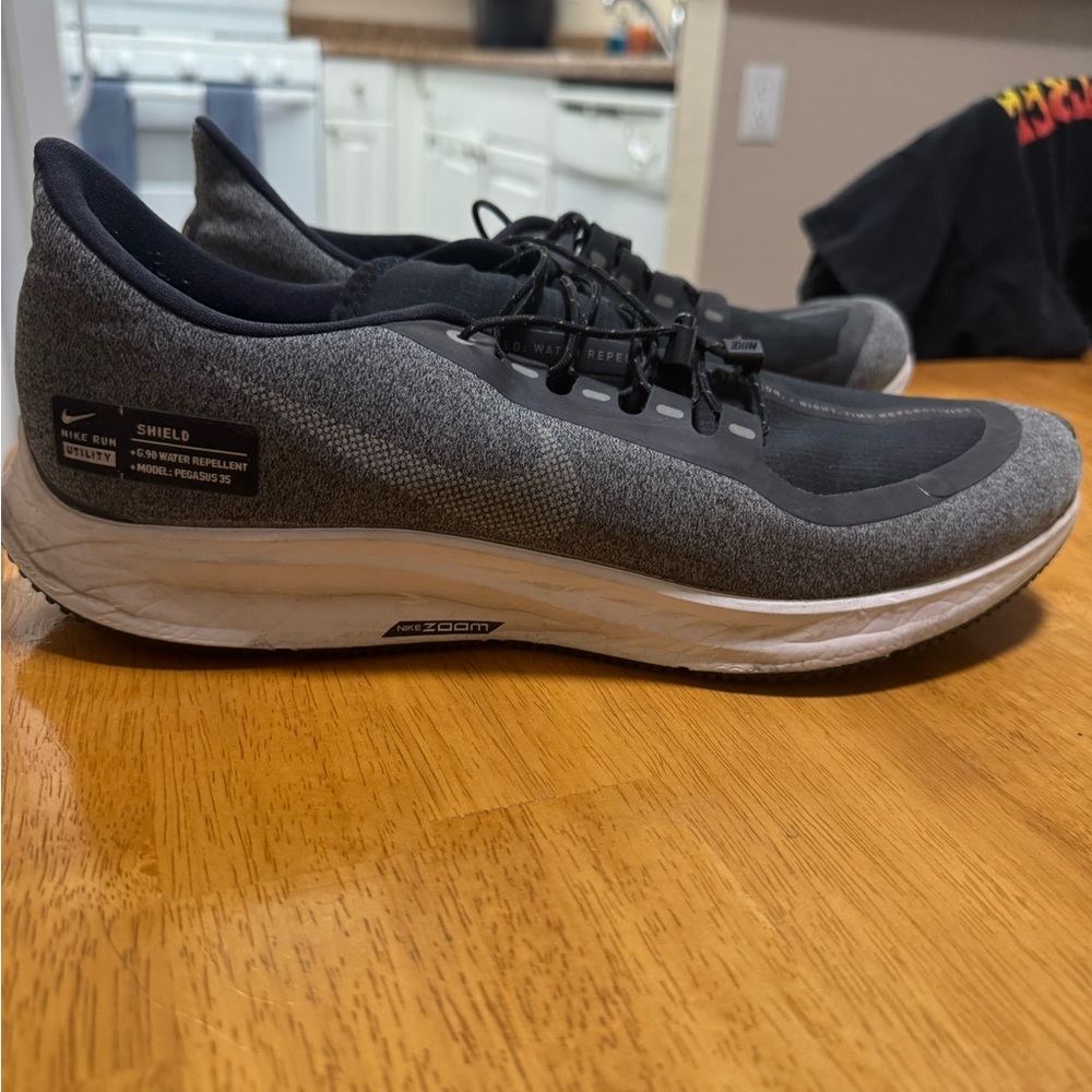 Nike Zoom Pegasus 35 Shield - Men’s Size 12 - Gently Used